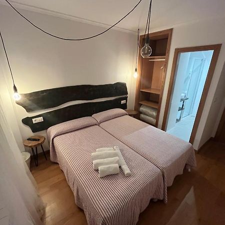 Entrecaminos Hotel O Pedrouzo Kültér fotó